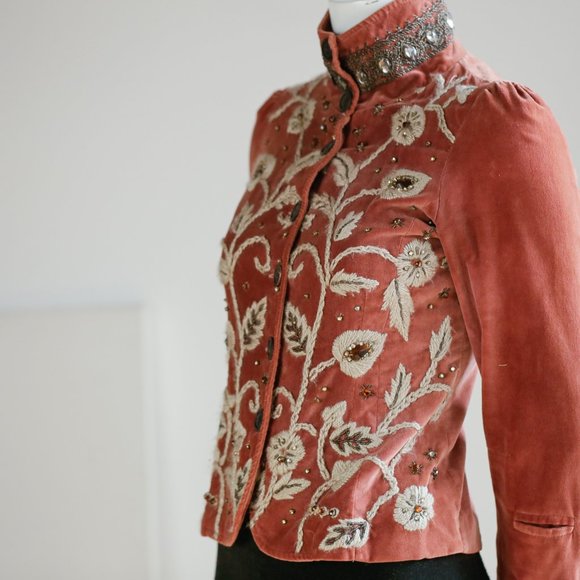 Velvet embroidered beaded Blazer Jacket - Picture 8 of 15